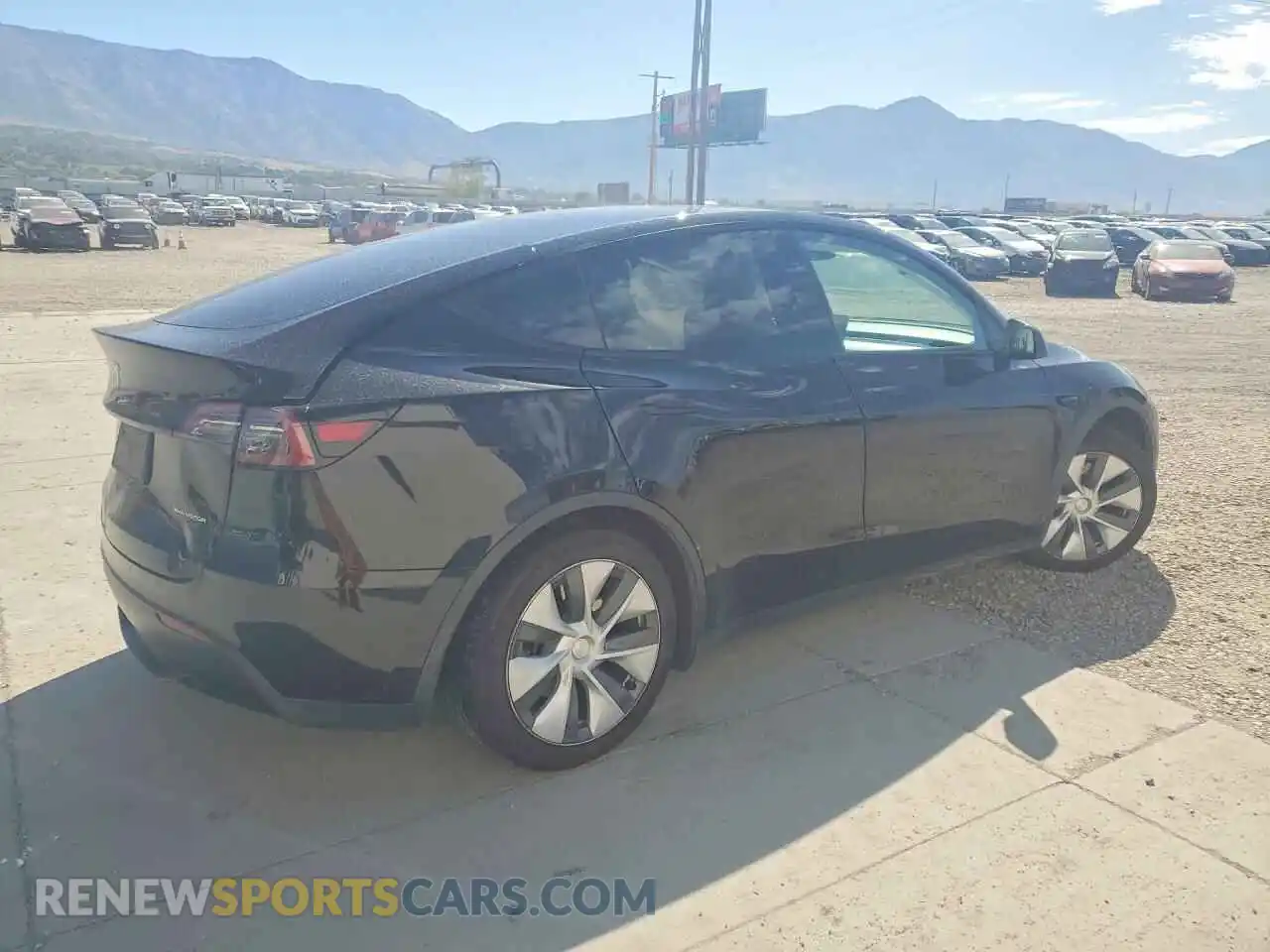 3 Photograph of a damaged car 7SAYGAEE6PF873579 TESLA MODEL Y 2023