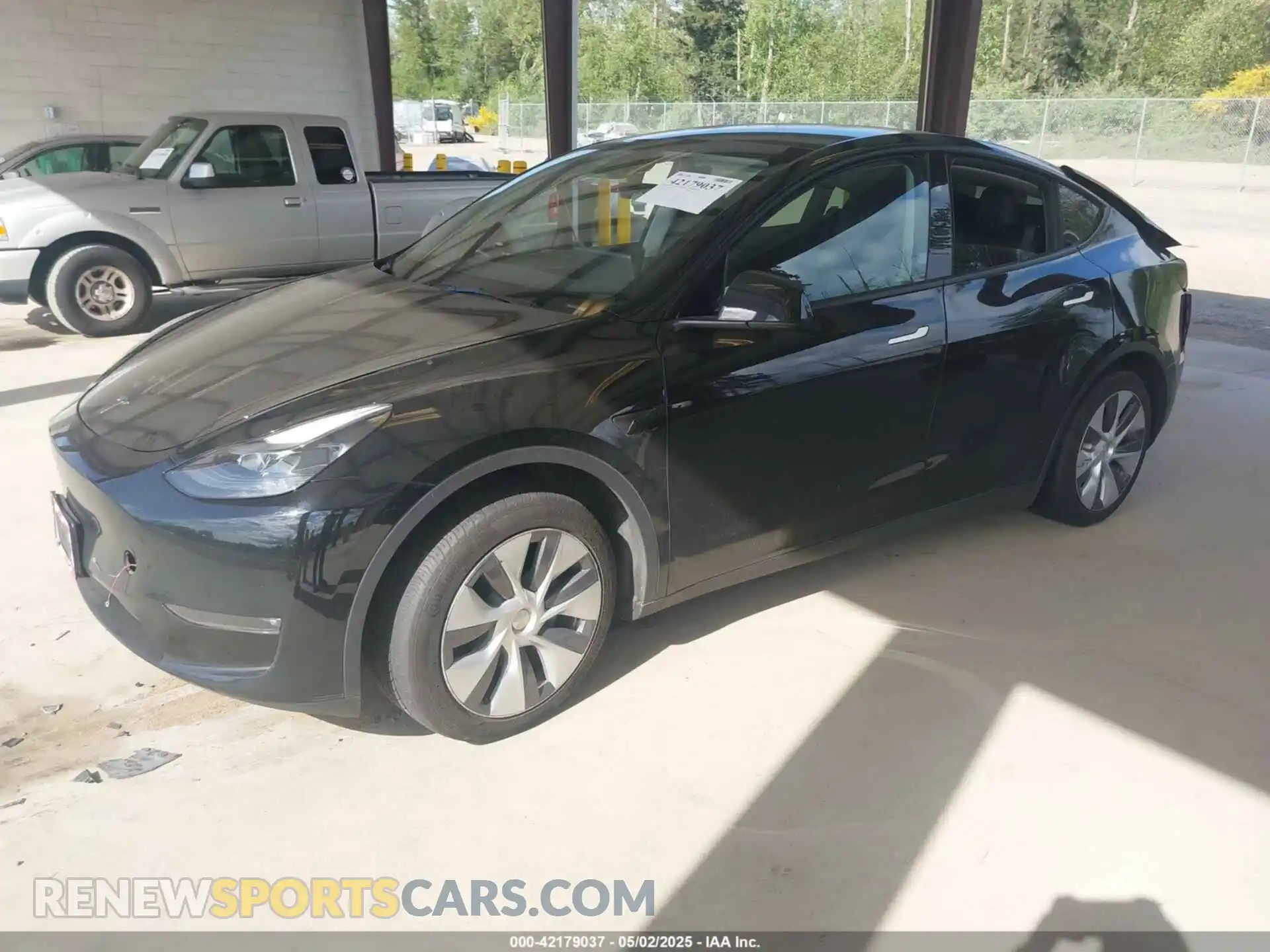 2 Photograph of a damaged car 7SAYGAEE6PF926507 TESLA MODEL Y 2023