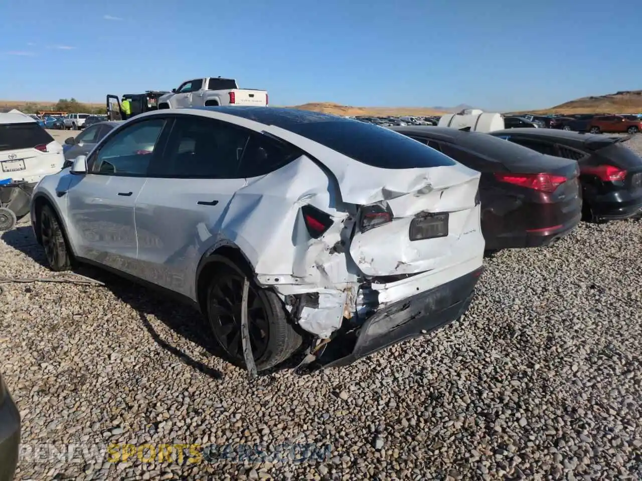 2 Photograph of a damaged car 7SAYGAEE7PF584467 TESLA MODEL Y 2023