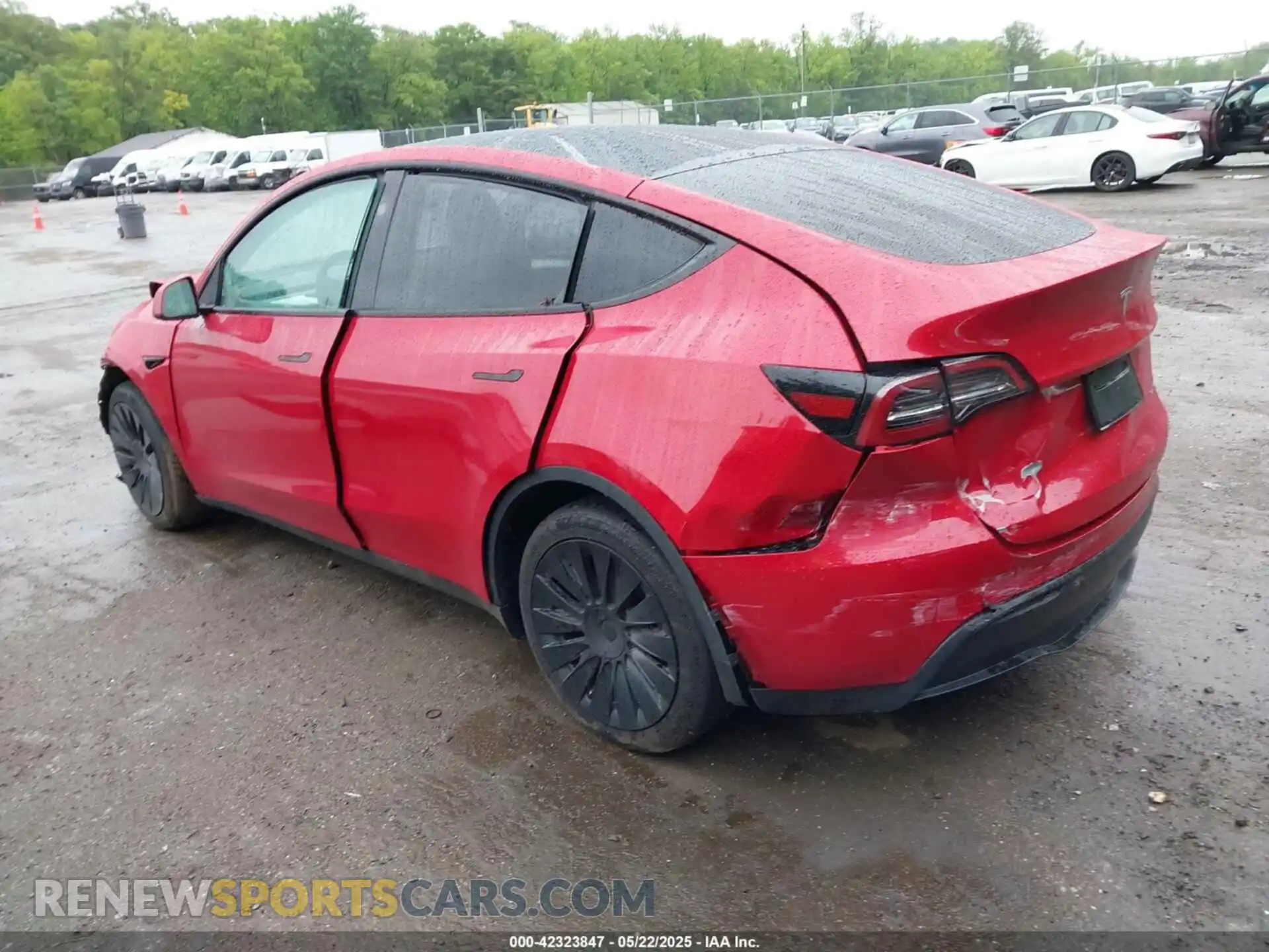 3 Photograph of a damaged car 7SAYGAEE7PF800978 TESLA MODEL Y 2023