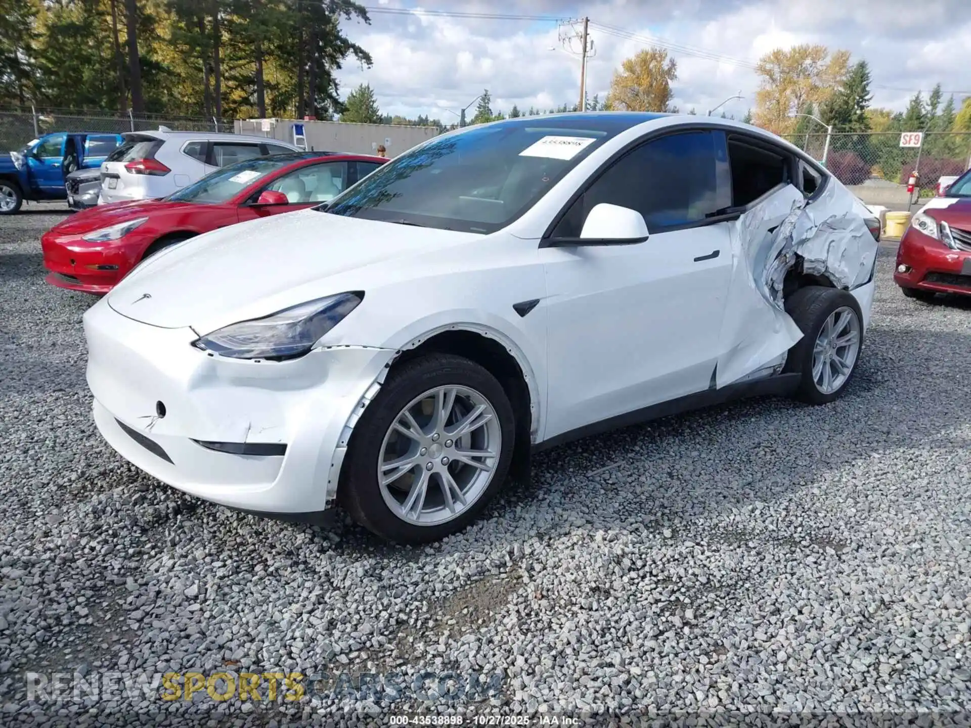 2 Photograph of a damaged car 7SAYGAEE7PF812158 TESLA MODEL Y 2023