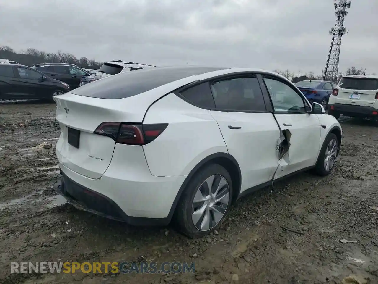 3 Photograph of a damaged car 7SAYGAEE7PF911417 TESLA MODEL Y 2023