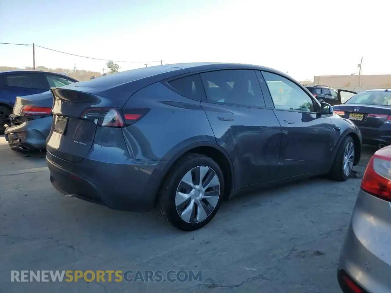 3 Photograph of a damaged car 7SAYGAEE7PF950170 TESLA MODEL Y 2023