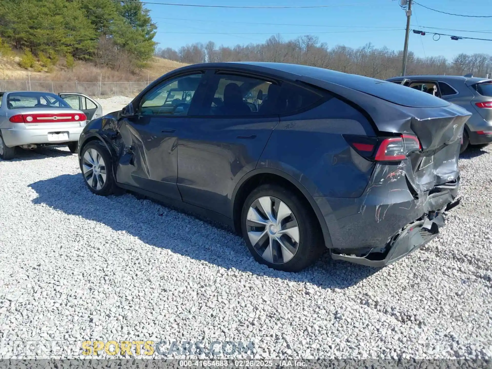 3 Photograph of a damaged car 7SAYGAEE7PF971620 TESLA MODEL Y 2023