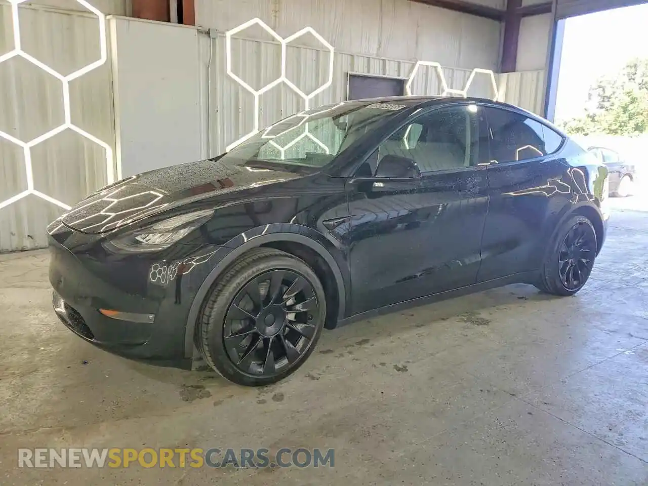 1 Фотография поврежденного автомобиля 7SAYGAEE8PF584543 TESLA MODEL Y 2023