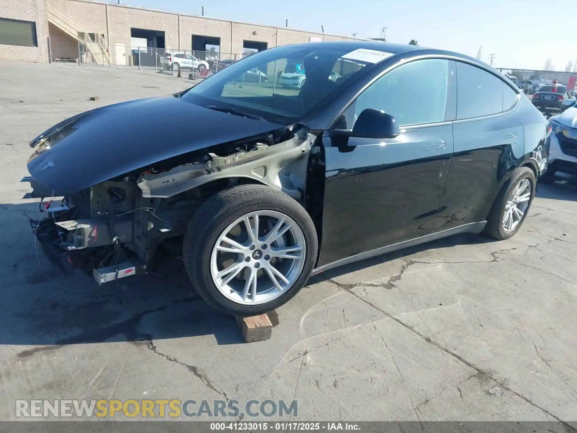 2 Photograph of a damaged car 7SAYGAEE8PF633854 TESLA MODEL Y 2023