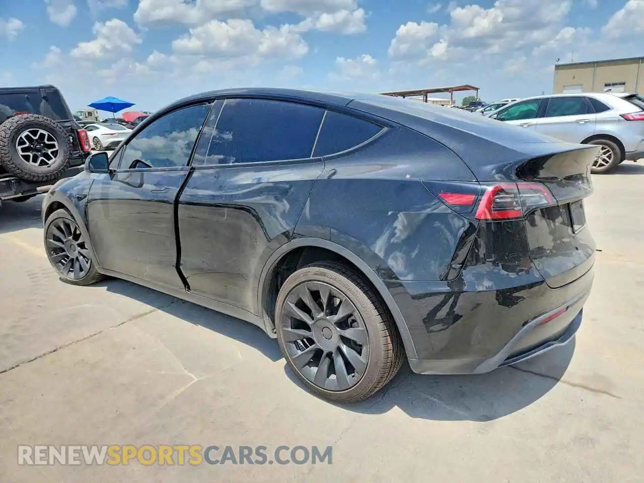 2 Фотография поврежденного автомобиля 7SAYGAEE8PF832113 TESLA MODEL Y 2023