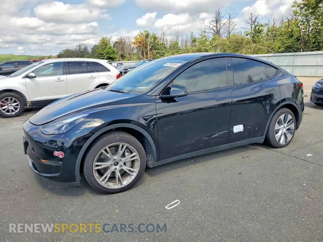 1 Photograph of a damaged car 7SAYGAEE8PF861529 TESLA MODEL Y 2023