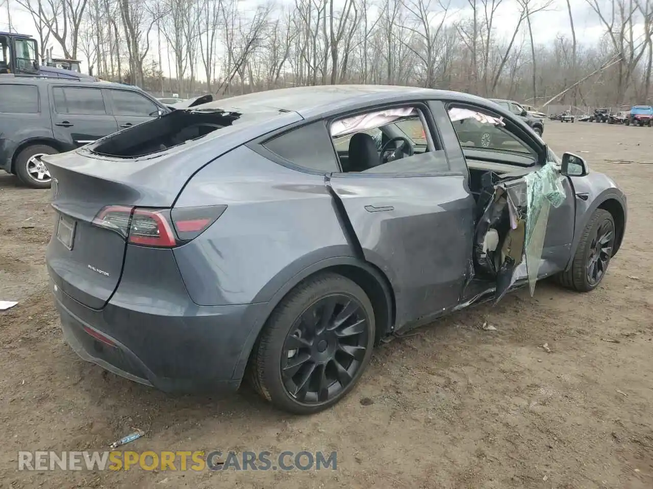 3 fotografías del automóvil dañado 7SAYGAEE8PF961940 TESLA MODEL Y 2023
