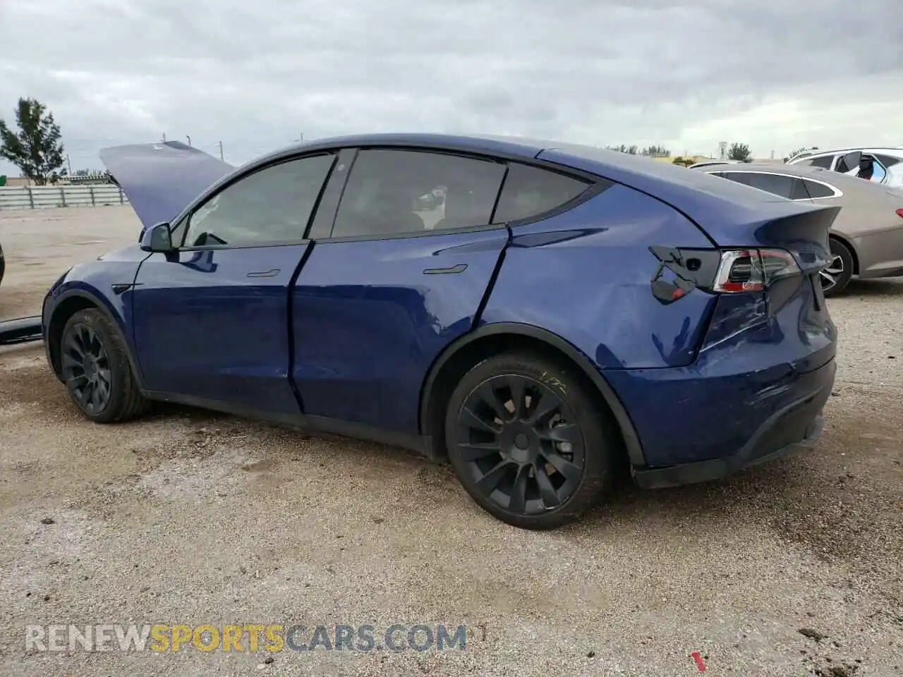 2 Photograph of a damaged car 7SAYGAEE9PF607117 TESLA MODEL Y 2023