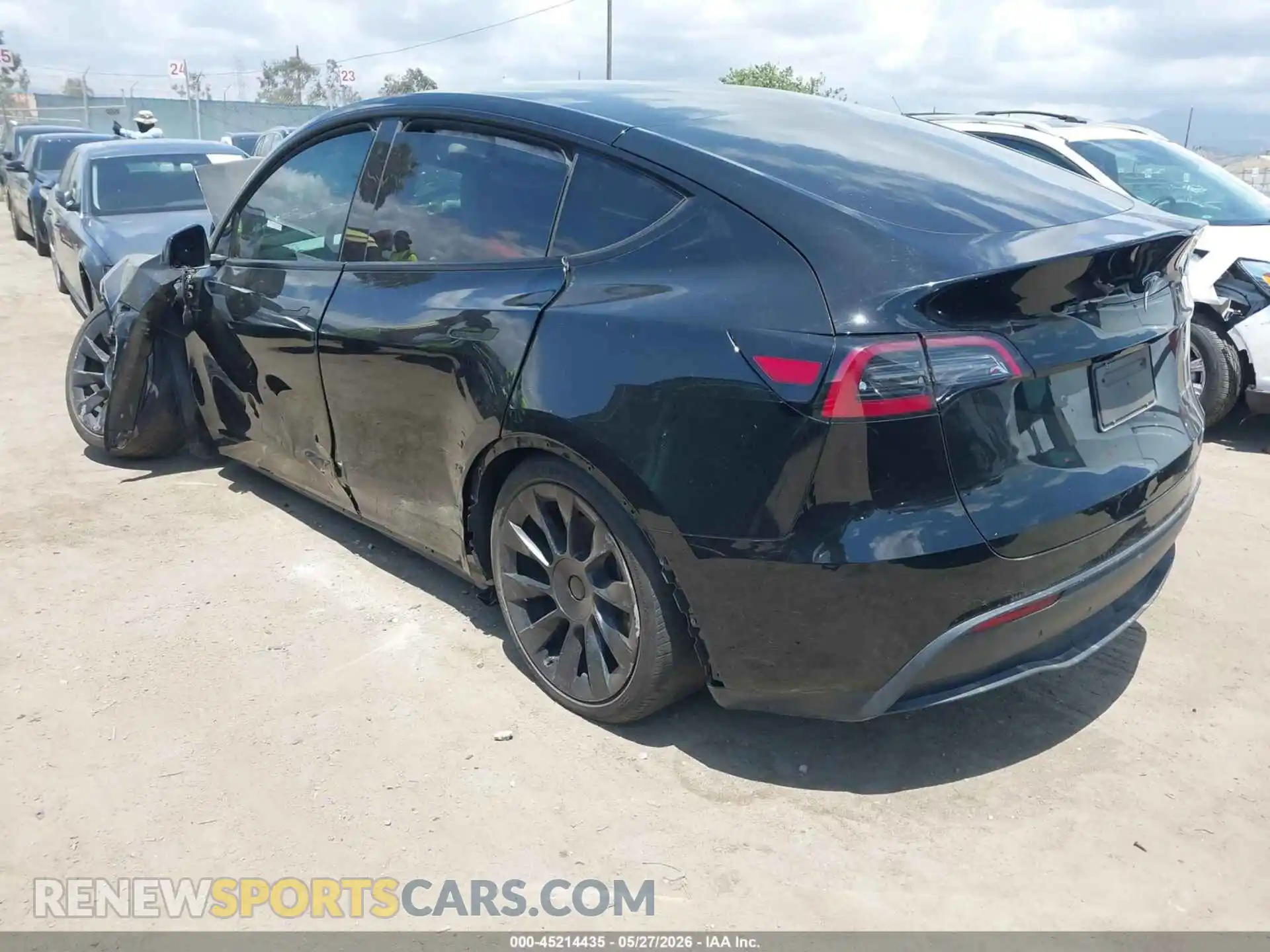 3 Photograph of a damaged car 7SAYGAEE9PF711459 TESLA MODEL Y 2023