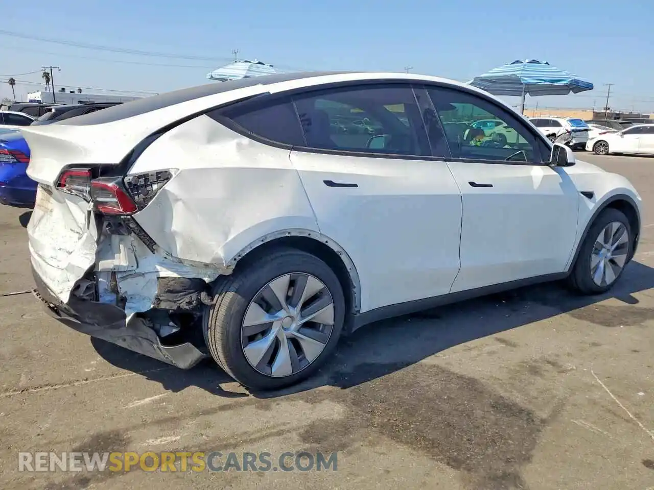 3 Photograph of a damaged car 7SAYGAEE9PF851379 TESLA MODEL Y 2023