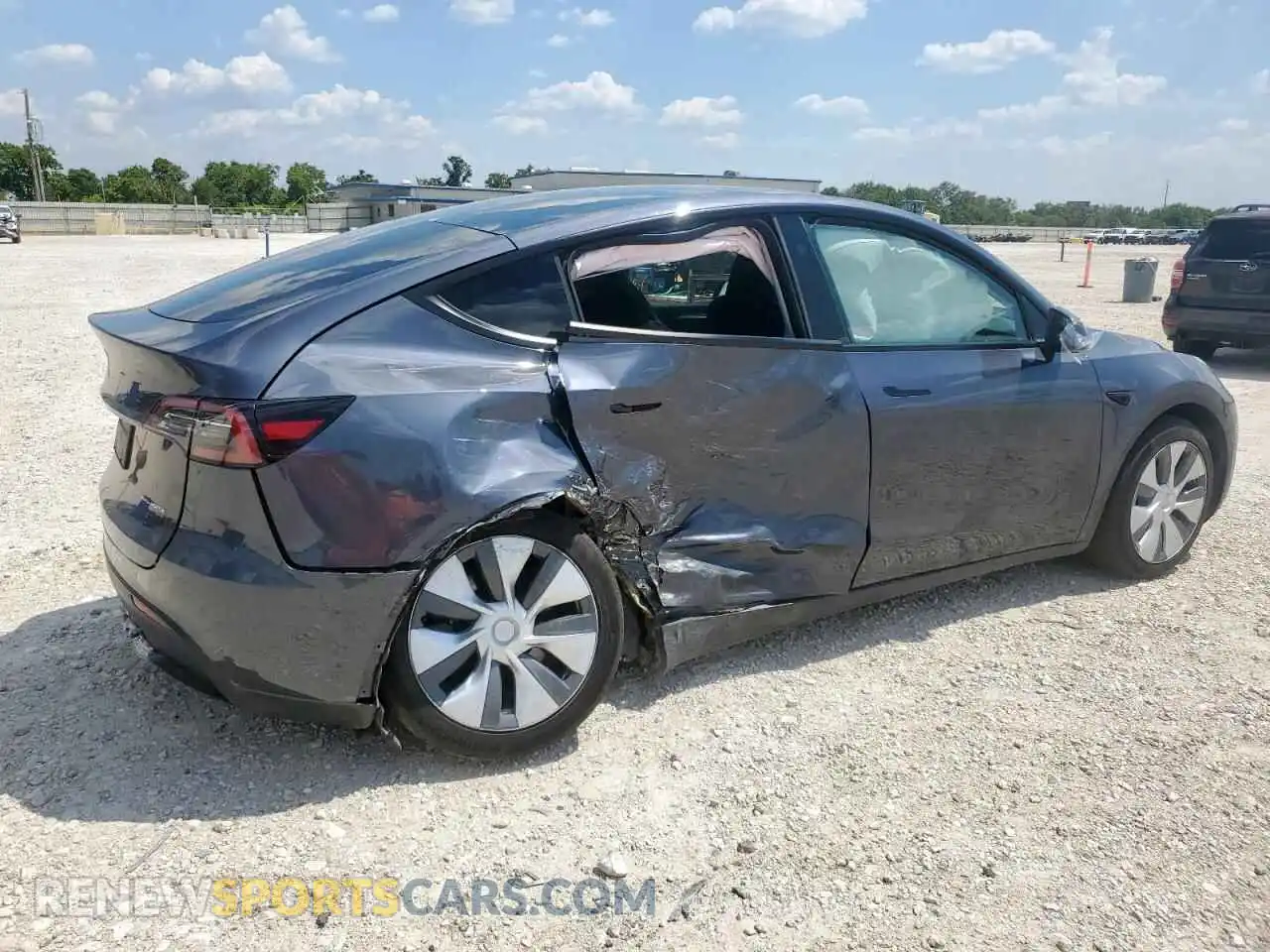 3 Photograph of a damaged car 7SAYGAEE9PF857649 TESLA MODEL Y 2023