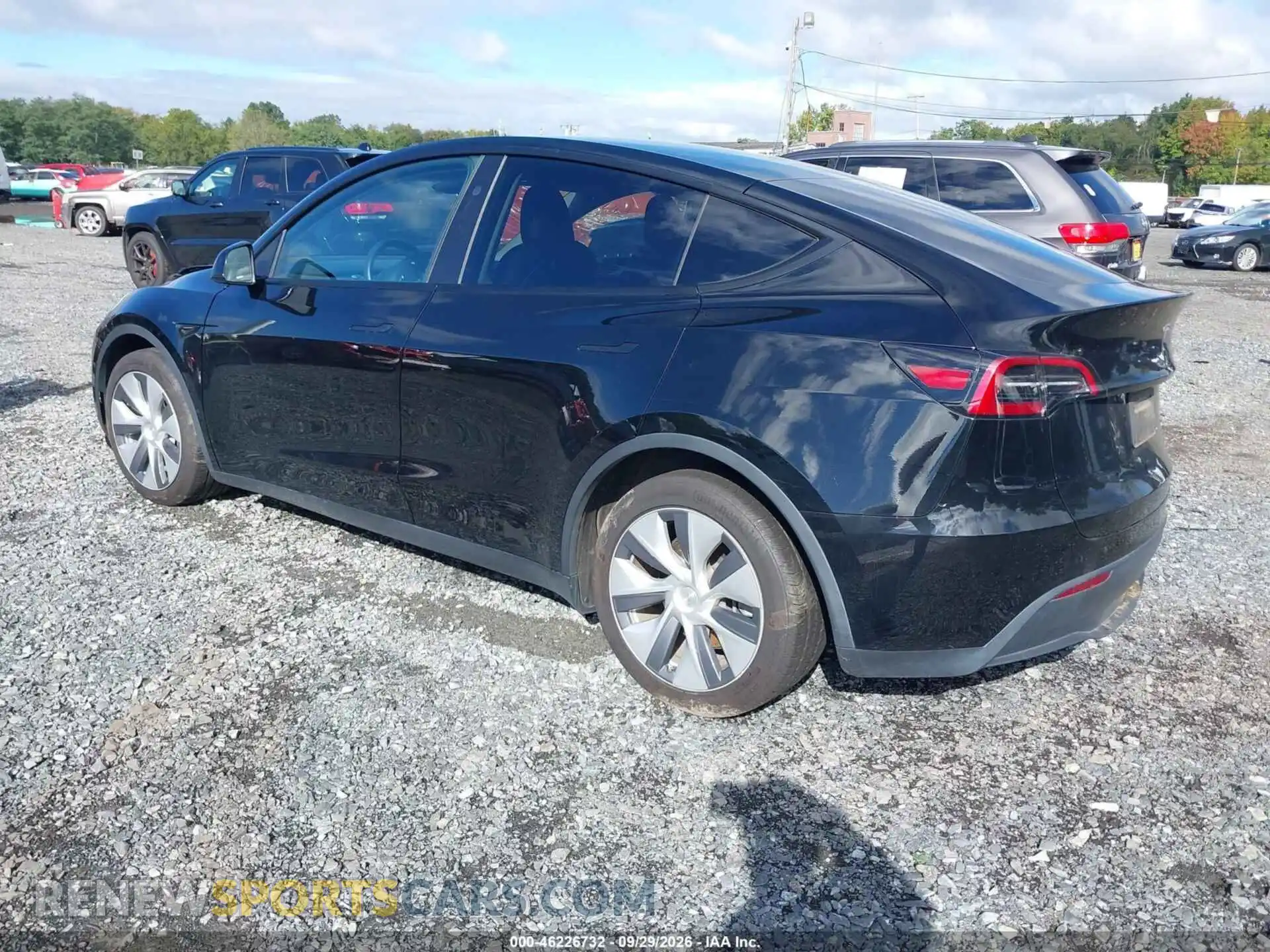 3 Photograph of a damaged car 7SAYGAEE9PF923312 TESLA MODEL Y 2023