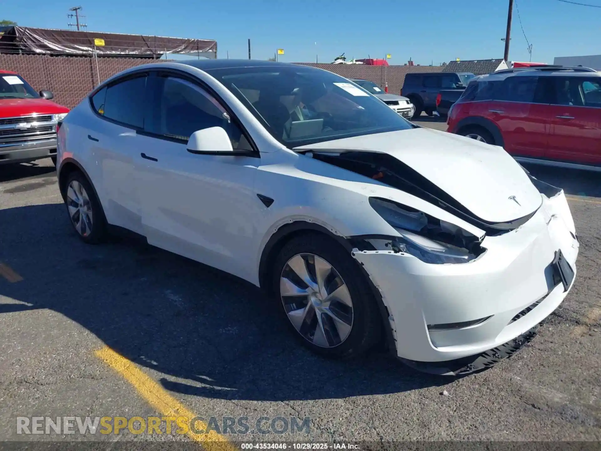 1 Photograph of a damaged car 7SAYGAEEXPF591848 TESLA MODEL Y 2023