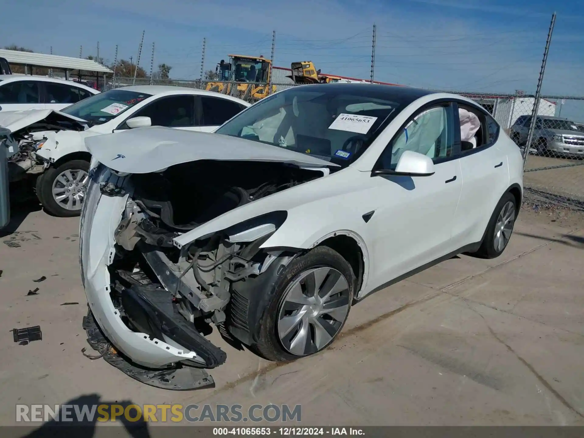 2 Photograph of a damaged car 7SAYGAEEXPF663809 TESLA MODEL Y 2023