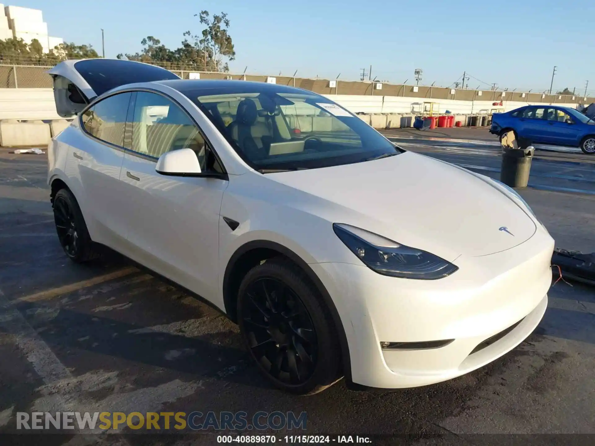 1 Photograph of a damaged car 7SAYGAEEXPF699113 TESLA MODEL Y 2023