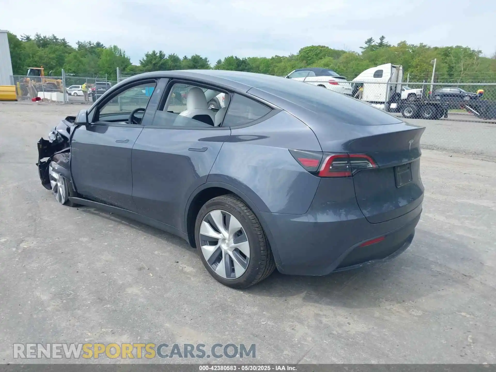 3 Photograph of a damaged car 7SAYGAEEXPF856428 TESLA MODEL Y 2023