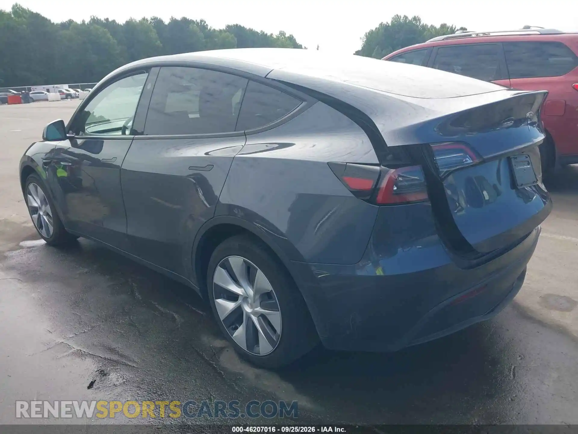 3 Photograph of a damaged car 7SAYGAEEXPF913727 TESLA MODEL Y 2023