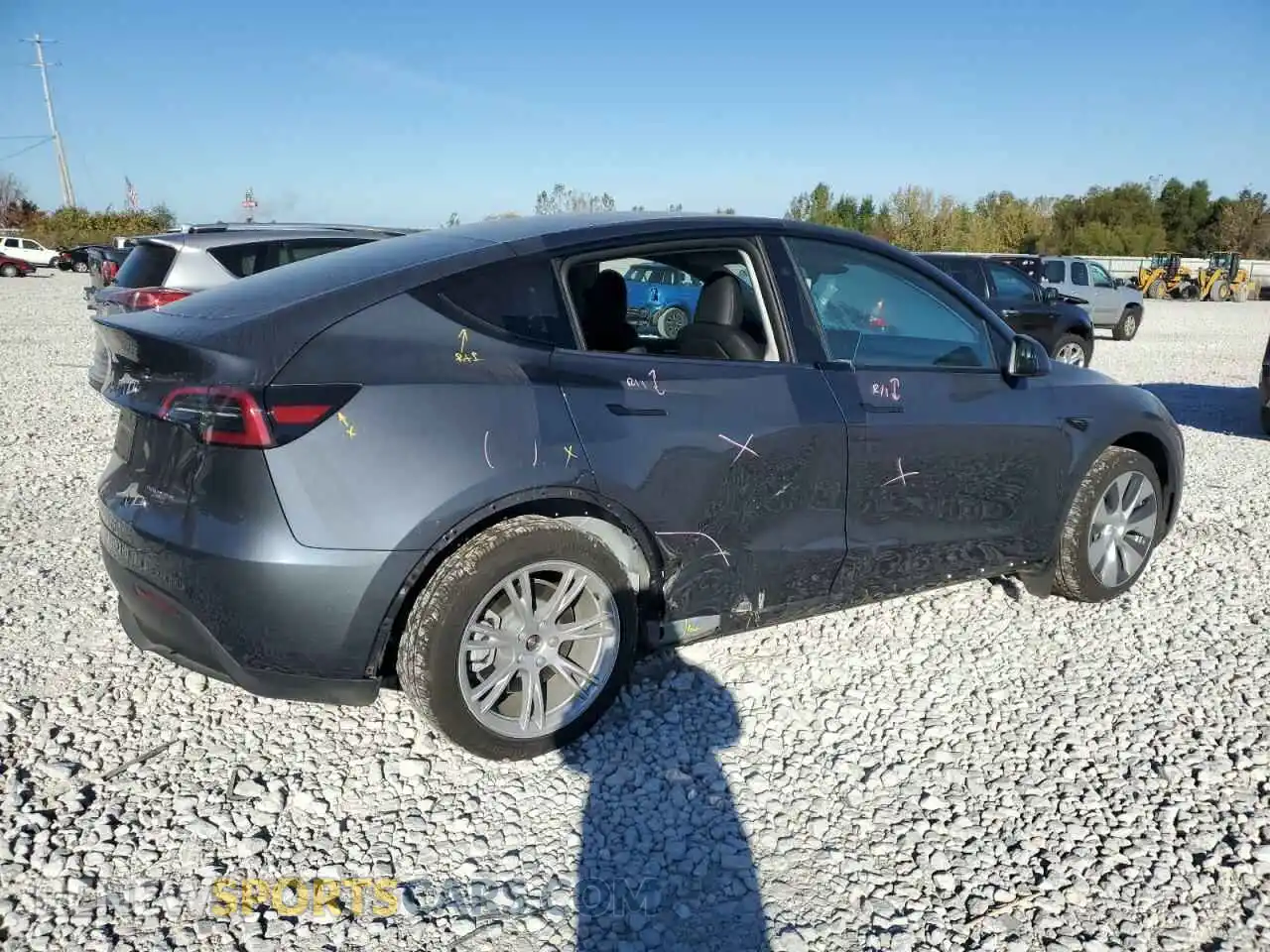 3 Photograph of a damaged car 7SAYGAEEXPF979422 TESLA MODEL Y 2023