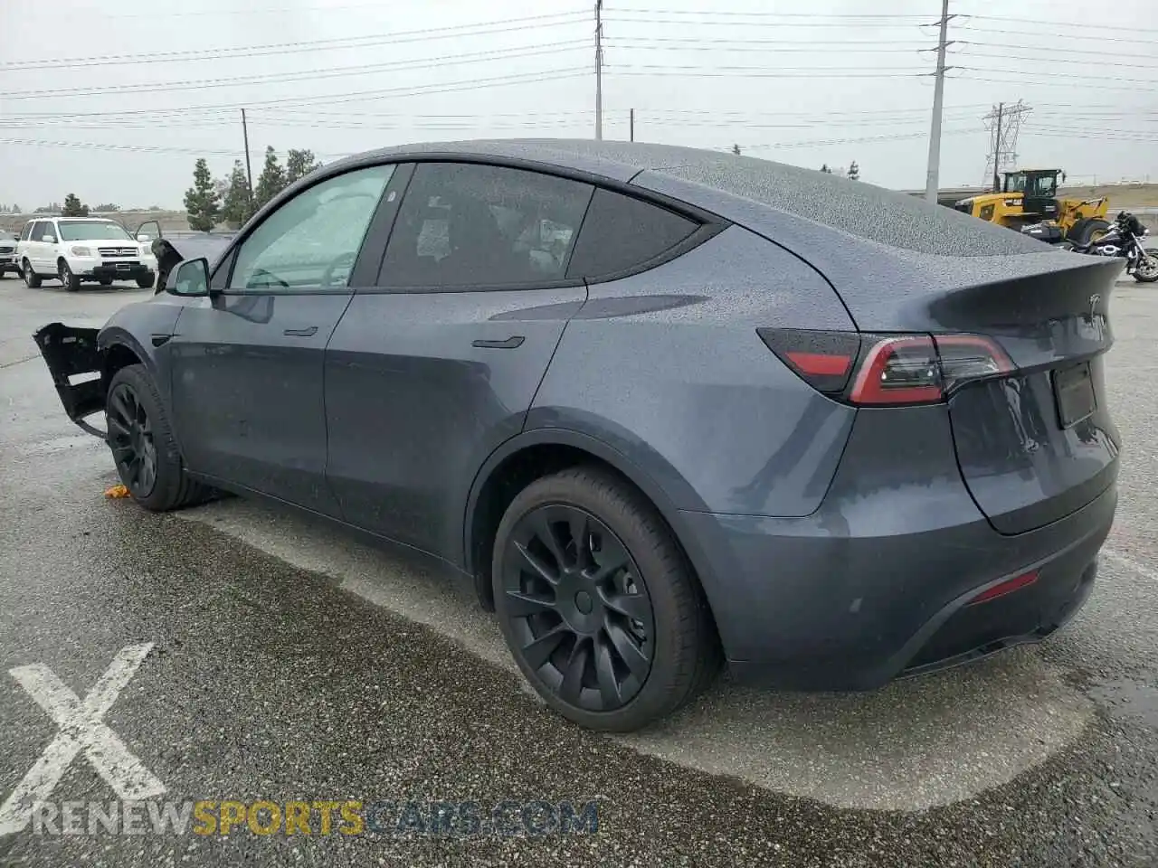 2 Photograph of a damaged car 7SAYGDED0PF977817 TESLA MODEL Y 2023