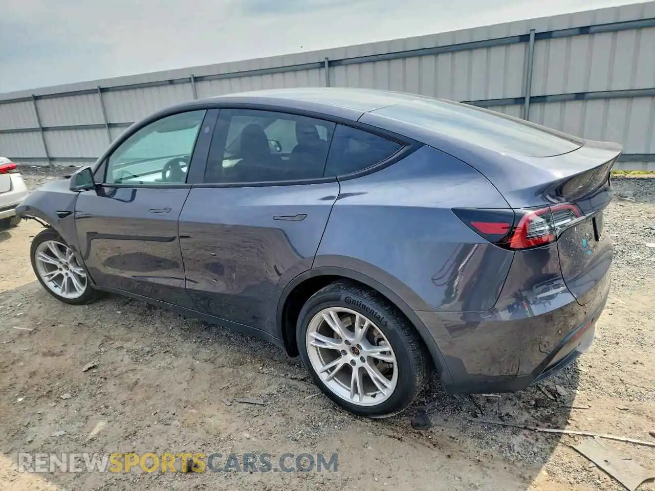 2 Photograph of a damaged car 7SAYGDED1PF943952 TESLA MODEL Y 2023
