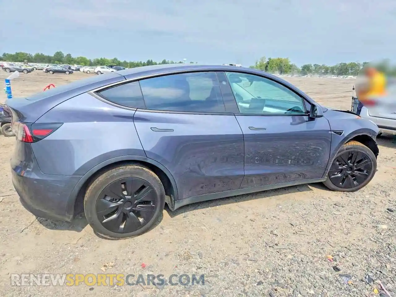 3 Photograph of a damaged car 7SAYGDED1PF943952 TESLA MODEL Y 2023