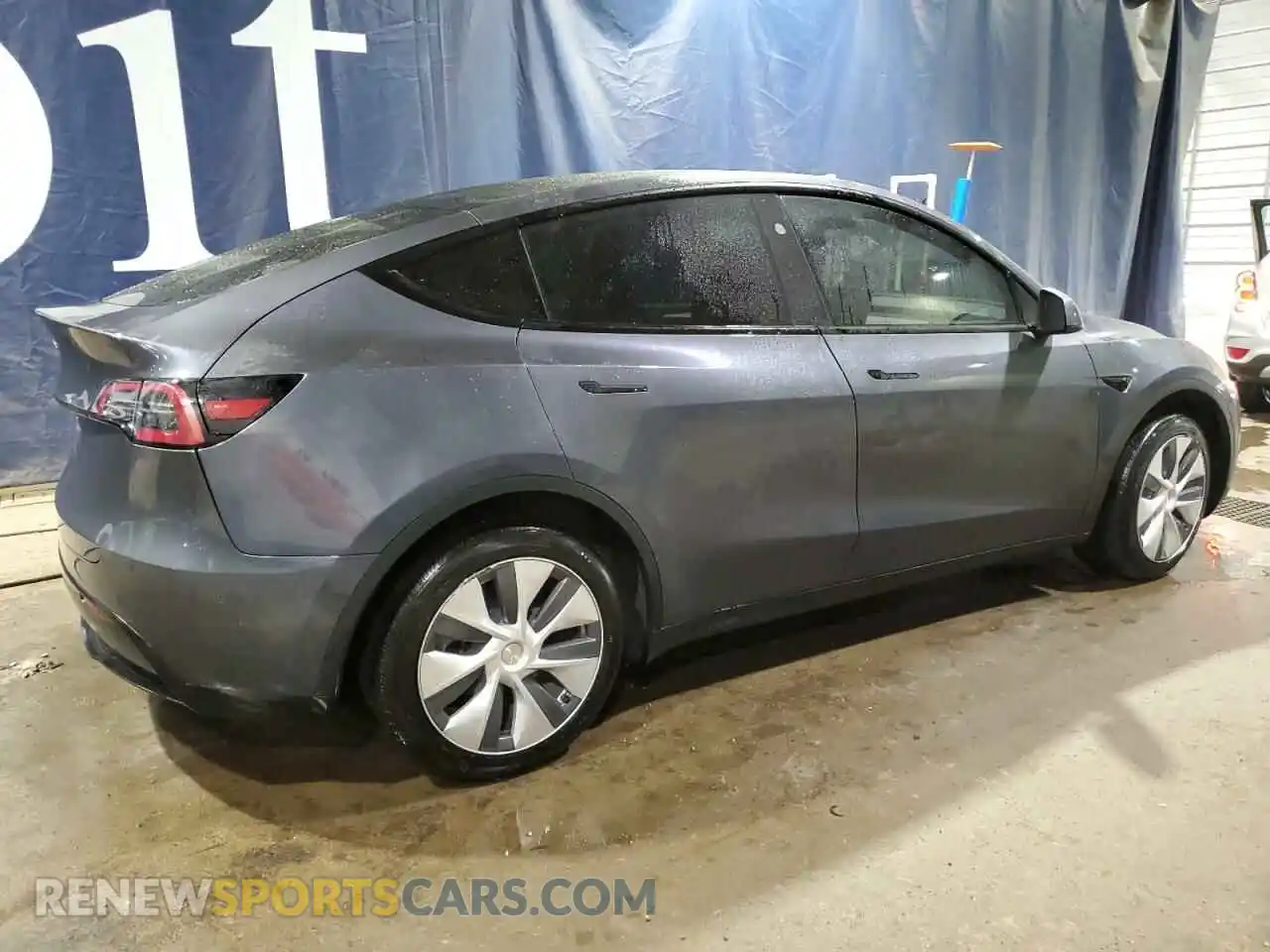 3 Photograph of a damaged car 7SAYGDED1PF946429 TESLA MODEL Y 2023