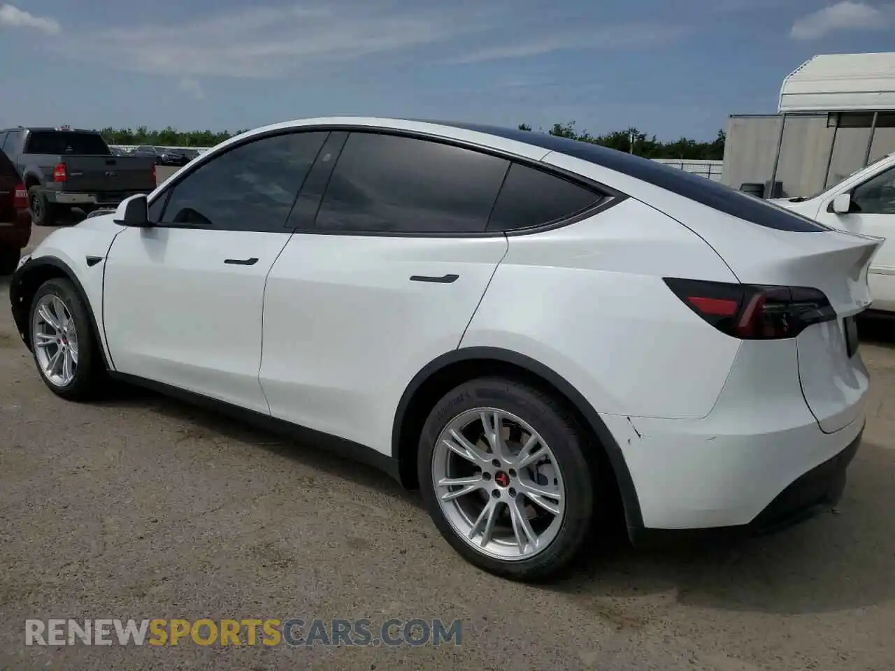 2 Photograph of a damaged car 7SAYGDED1PF960928 TESLA MODEL Y 2023