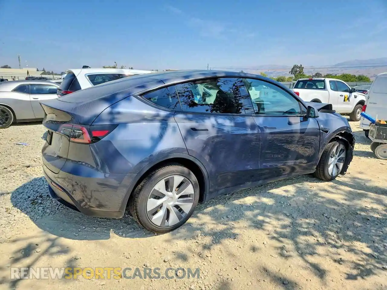 3 Фотография поврежденного автомобиля 7SAYGDED3PF942270 TESLA MODEL Y 2023