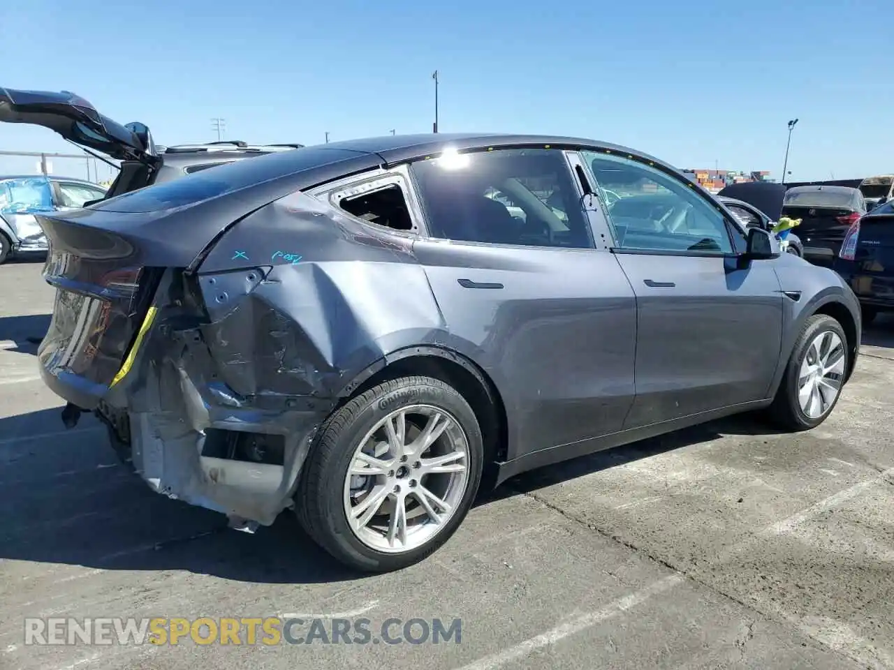 3 Photograph of a damaged car 7SAYGDED3PF949719 TESLA MODEL Y 2023