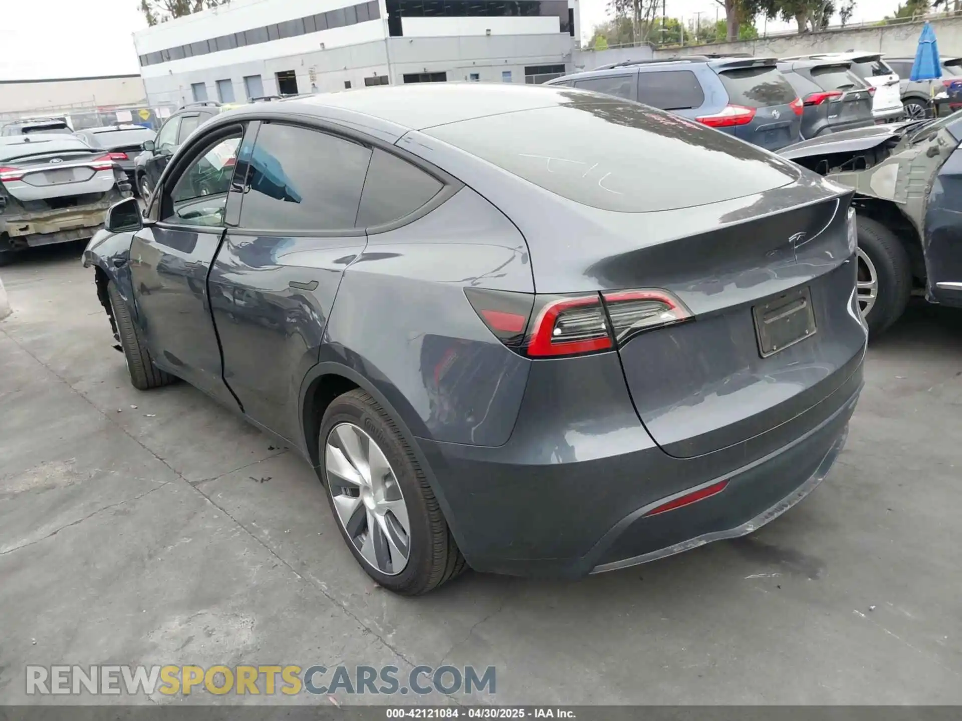 3 Фотография поврежденного автомобиля 7SAYGDED3PF962583 TESLA MODEL Y 2023
