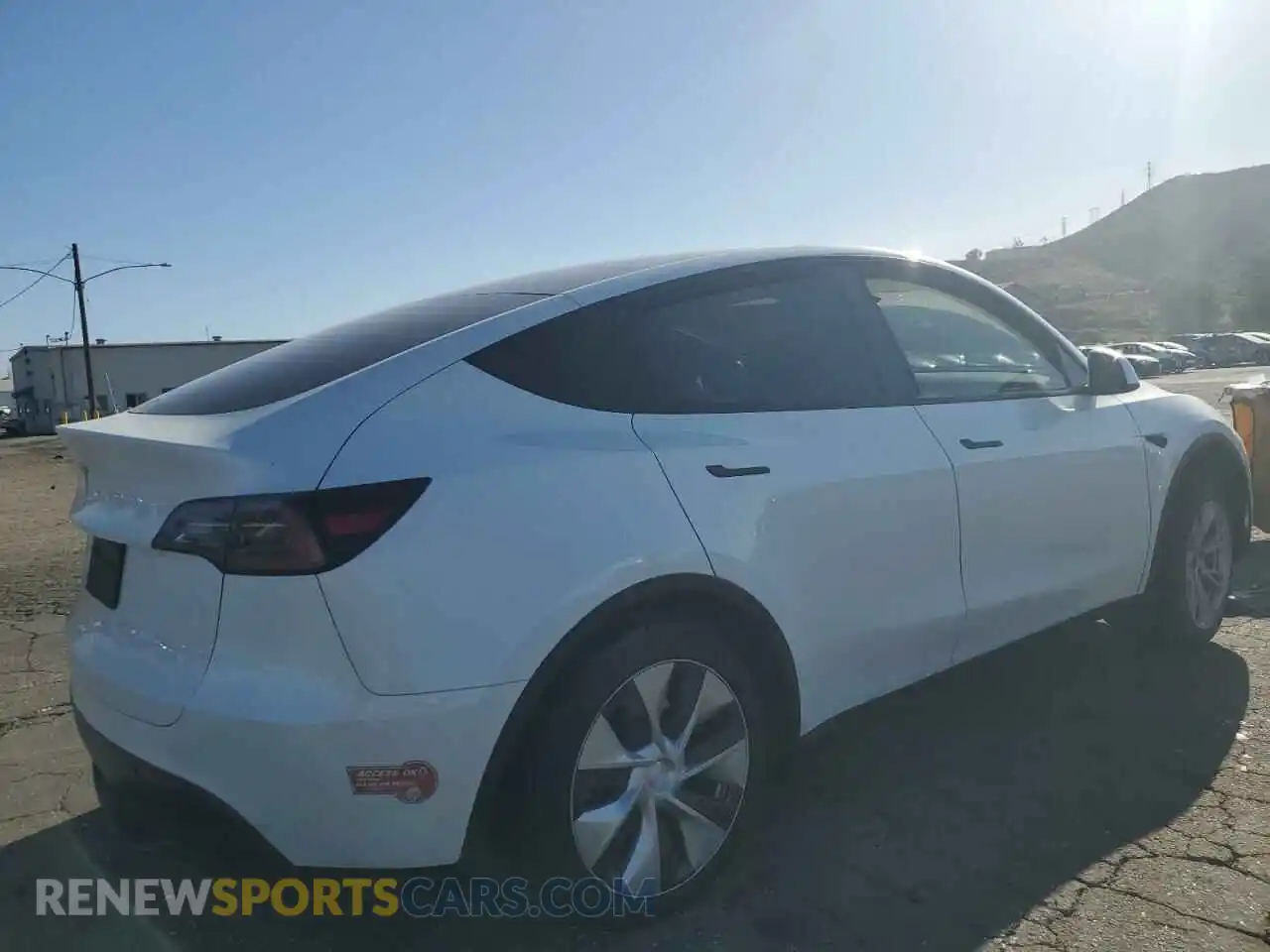 3 Photograph of a damaged car 7SAYGDED3PF962910 TESLA MODEL Y 2023