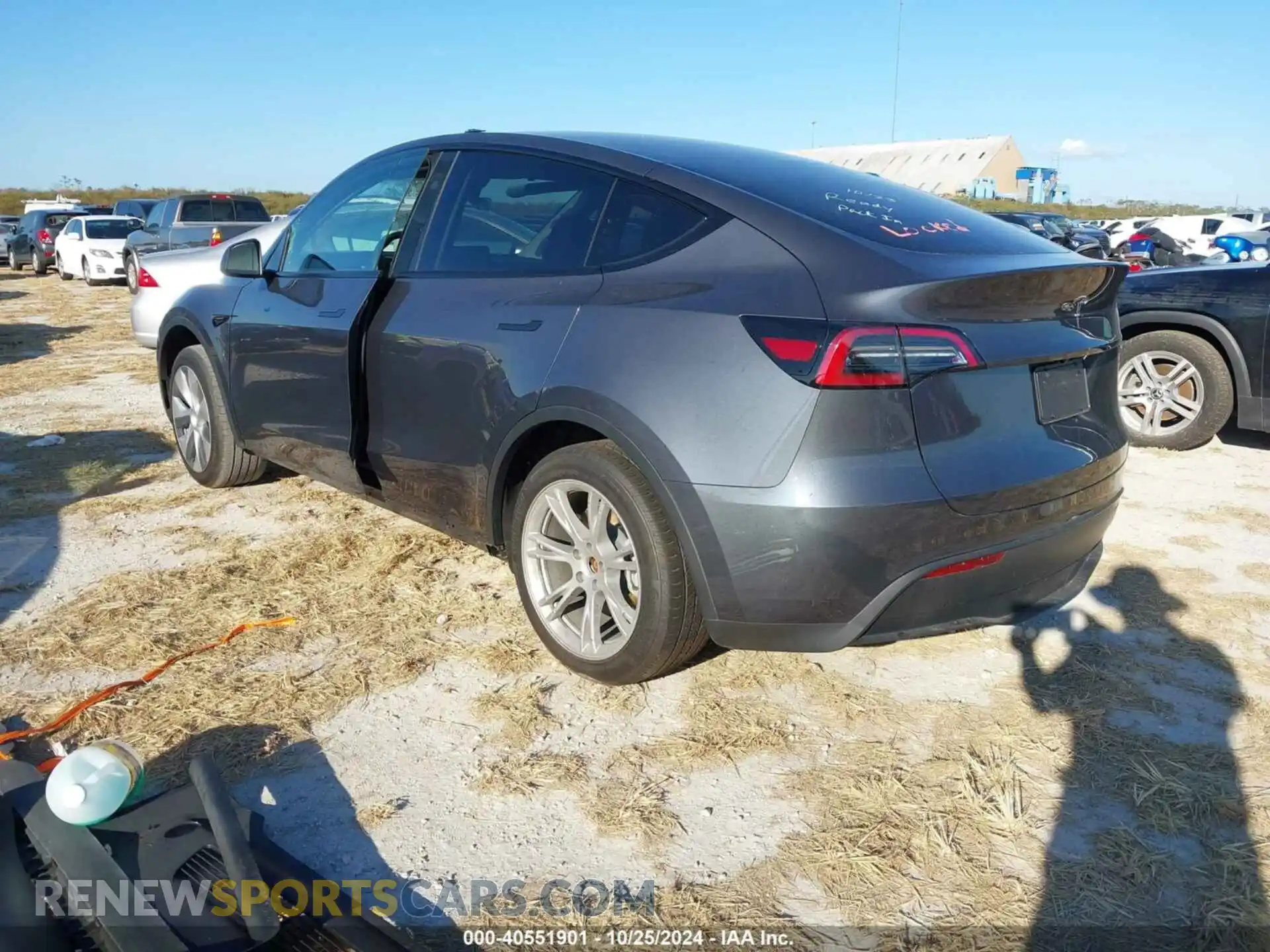 3 Photograph of a damaged car 7SAYGDED3PF963961 TESLA MODEL Y 2023