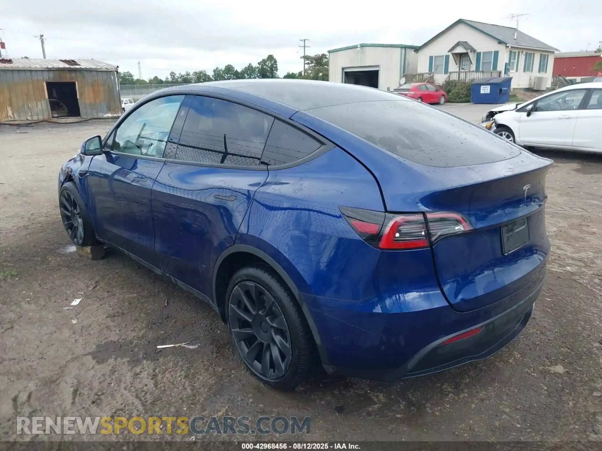 3 Photograph of a damaged car 7SAYGDED3PF966312 TESLA MODEL Y 2023