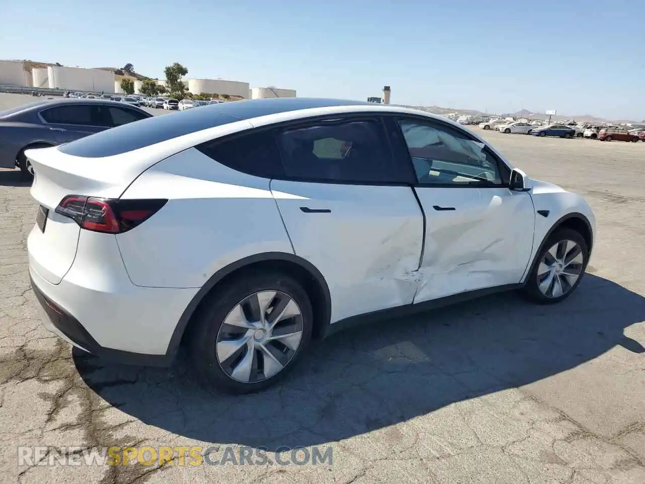 3 fotografías del automóvil dañado 7SAYGDED3PF966343 TESLA MODEL Y 2023