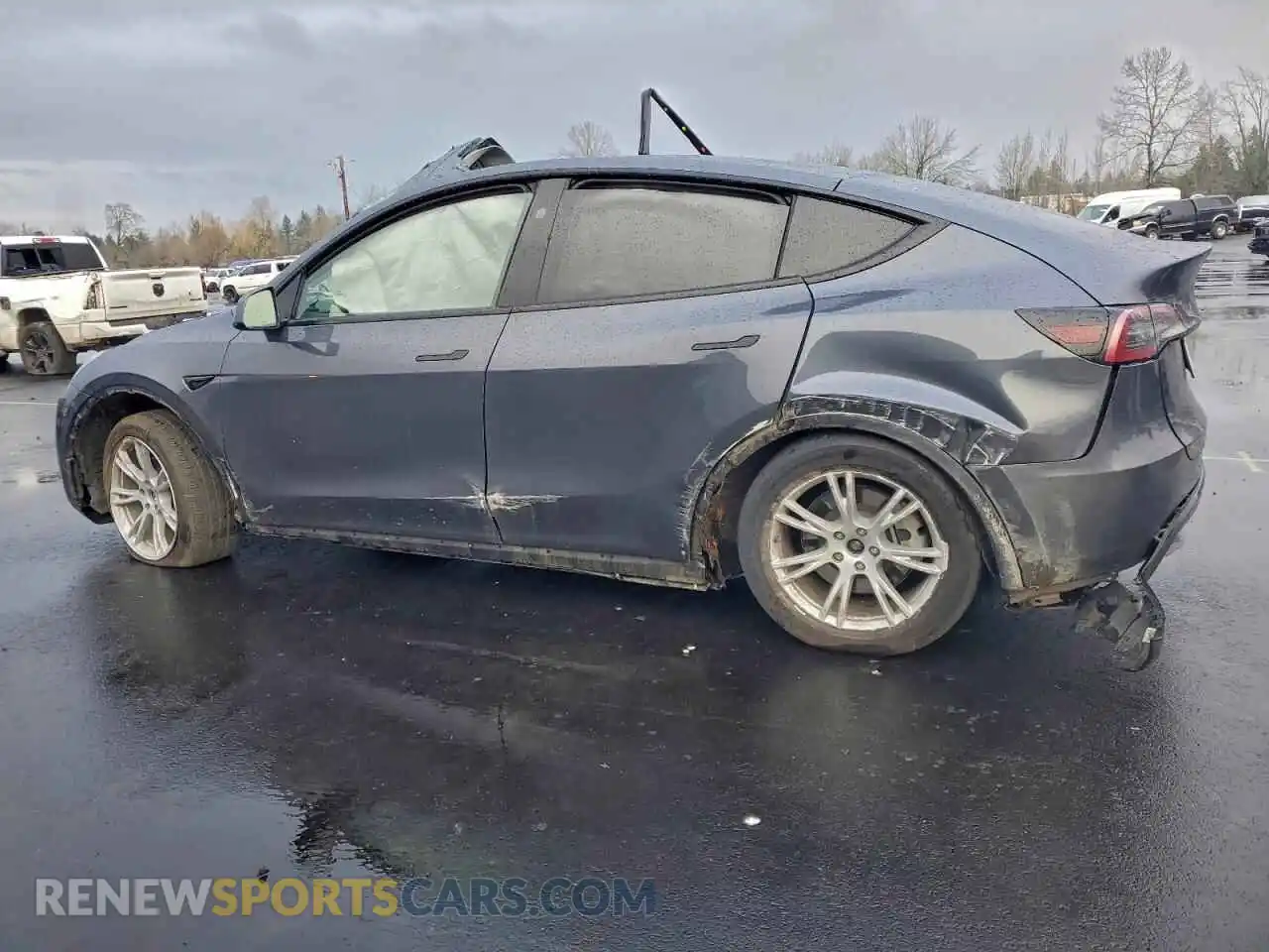 2 Photograph of a damaged car 7SAYGDED3PF968741 TESLA MODEL Y 2023