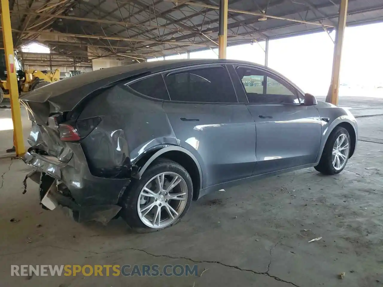 3 Photograph of a damaged car 7SAYGDED3PF971865 TESLA MODEL Y 2023