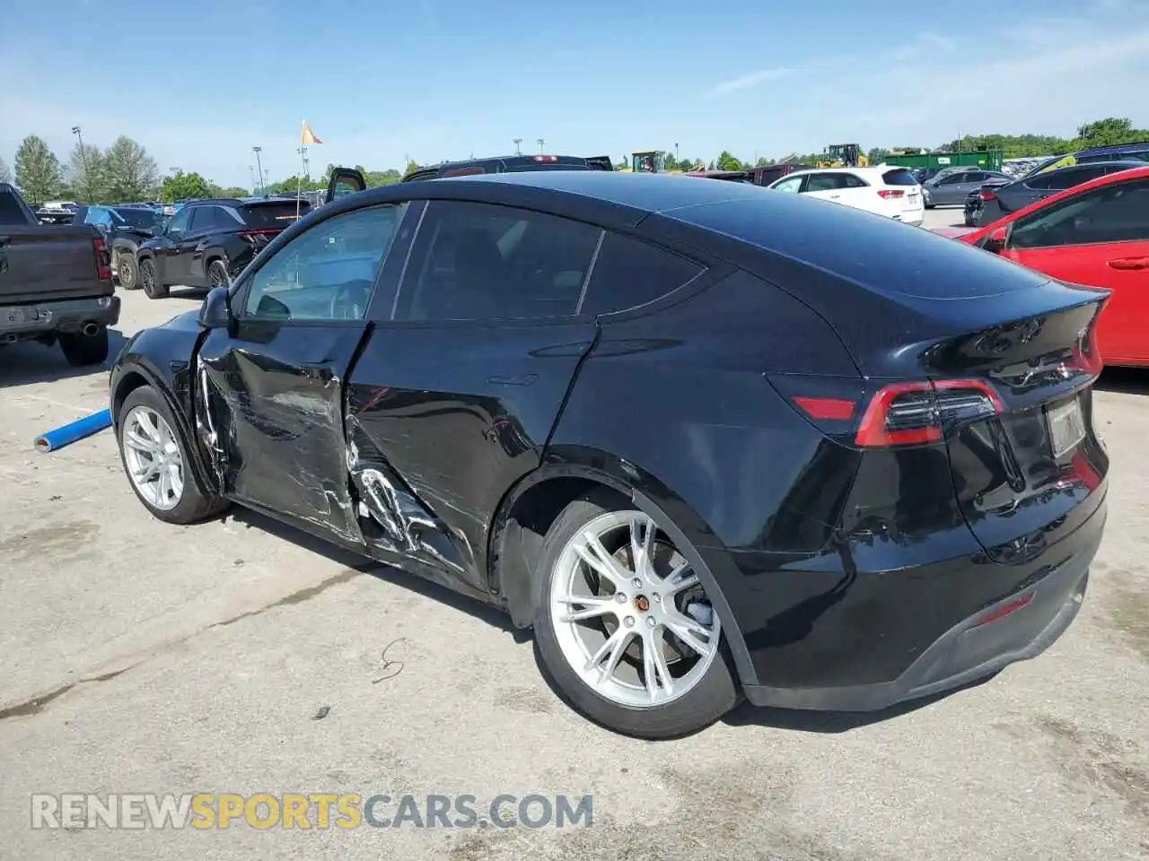 2 Photograph of a damaged car 7SAYGDED4PF966366 TESLA MODEL Y 2023