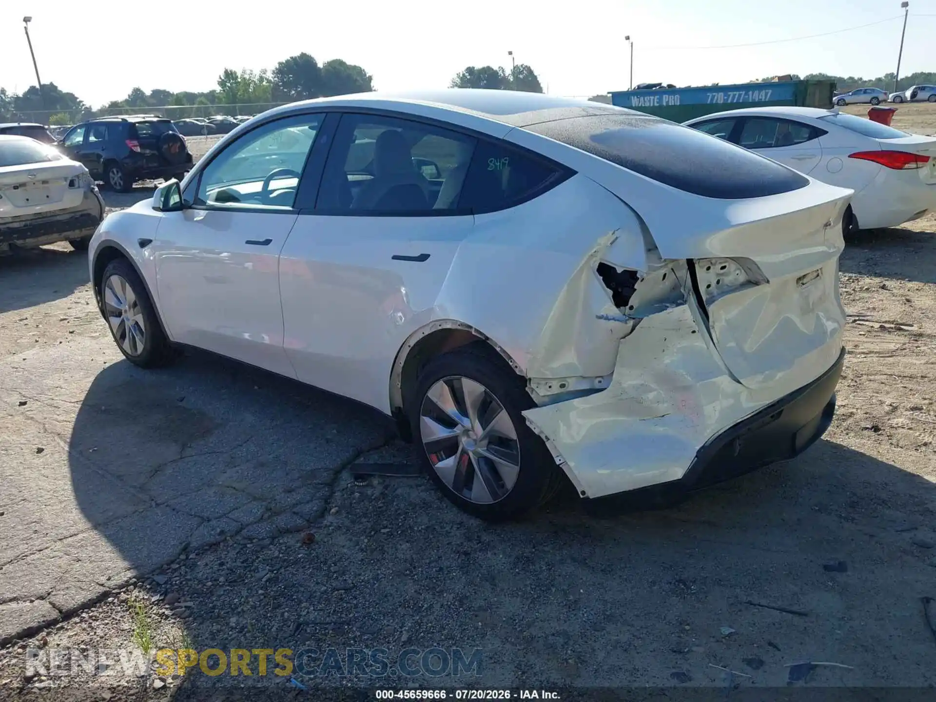 3 fotografías del automóvil dañado 7SAYGDED7PF932311 TESLA MODEL Y 2023