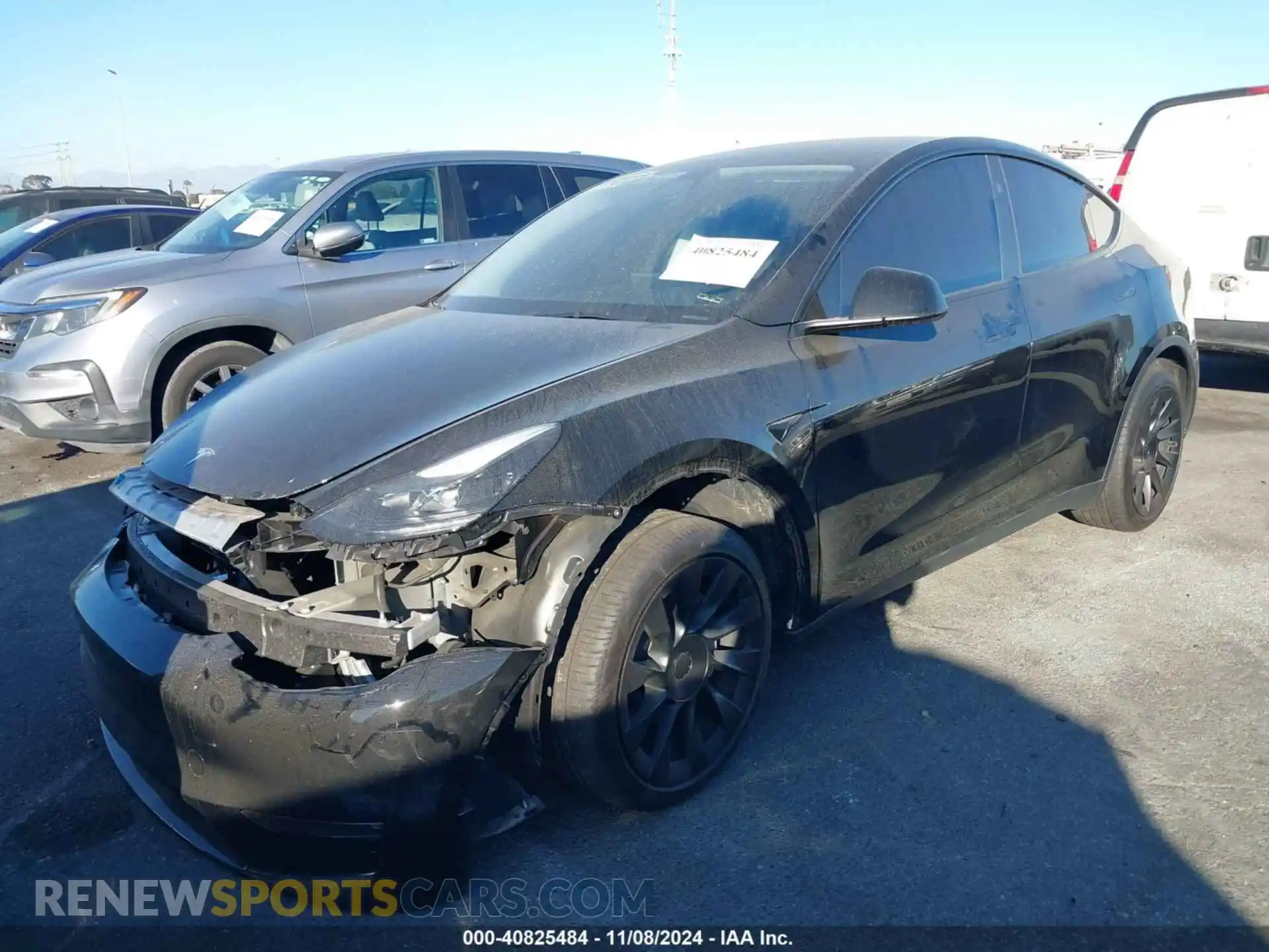 2 Фотография поврежденного автомобиля 7SAYGDED7PF947018 TESLA MODEL Y 2023