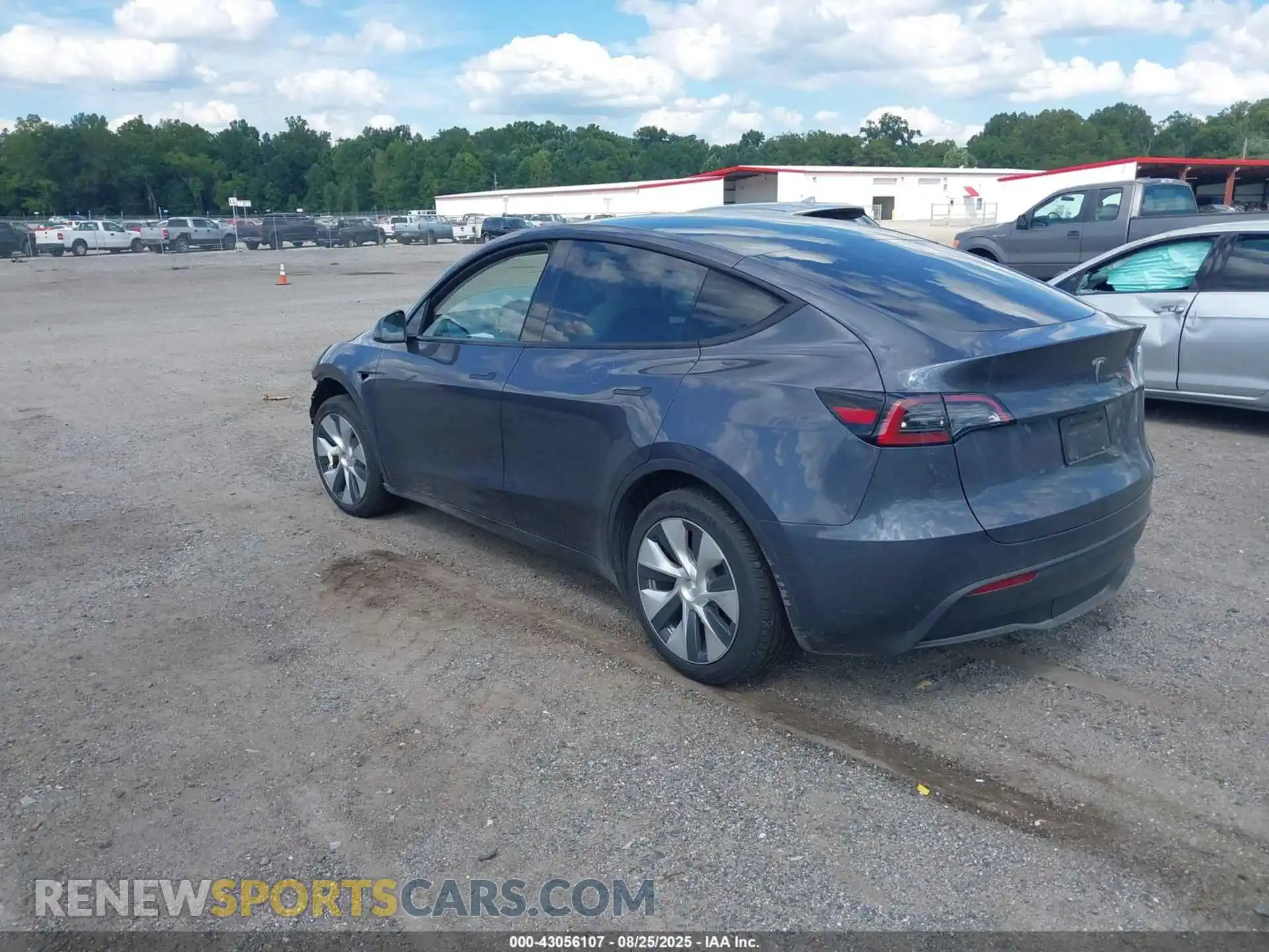 3 Photograph of a damaged car 7SAYGDED7PF958066 TESLA MODEL Y 2023