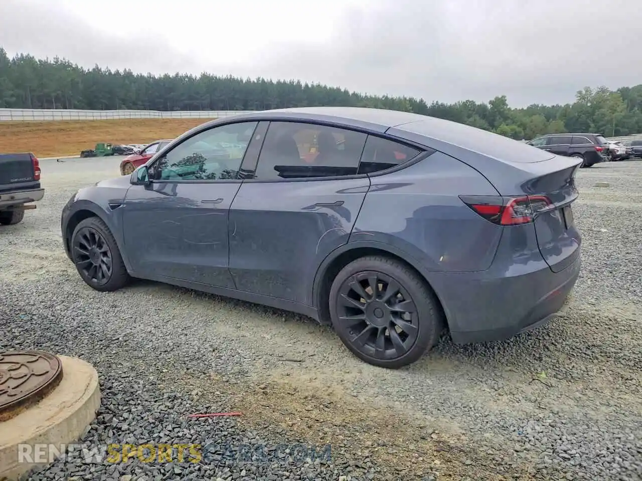 2 Photograph of a damaged car 7SAYGDED7PF961047 TESLA MODEL Y 2023