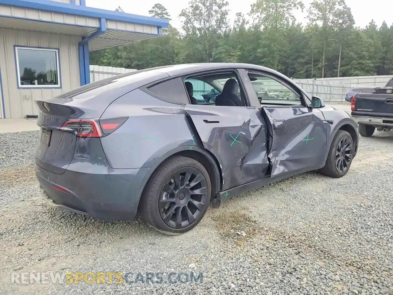 3 Photograph of a damaged car 7SAYGDED7PF961047 TESLA MODEL Y 2023