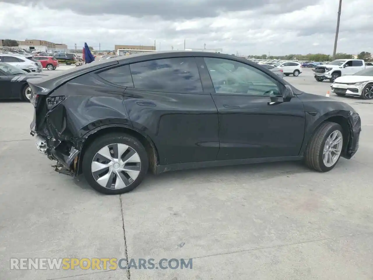 3 Photograph of a damaged car 7SAYGDED7PF966667 TESLA MODEL Y 2023