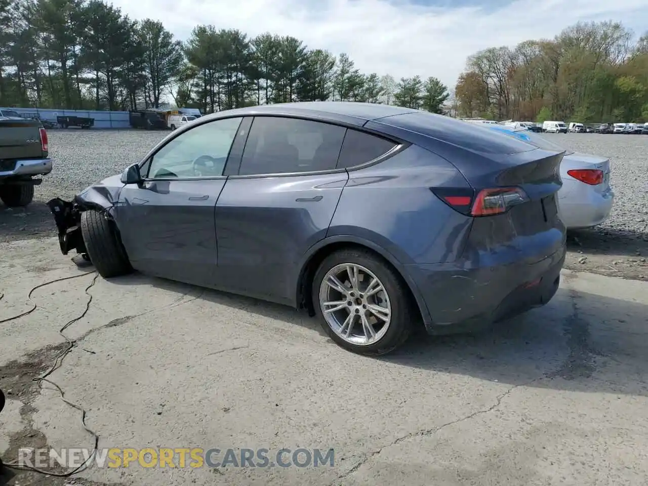 2 Photograph of a damaged car 7SAYGDED8PF915954 TESLA MODEL Y 2023