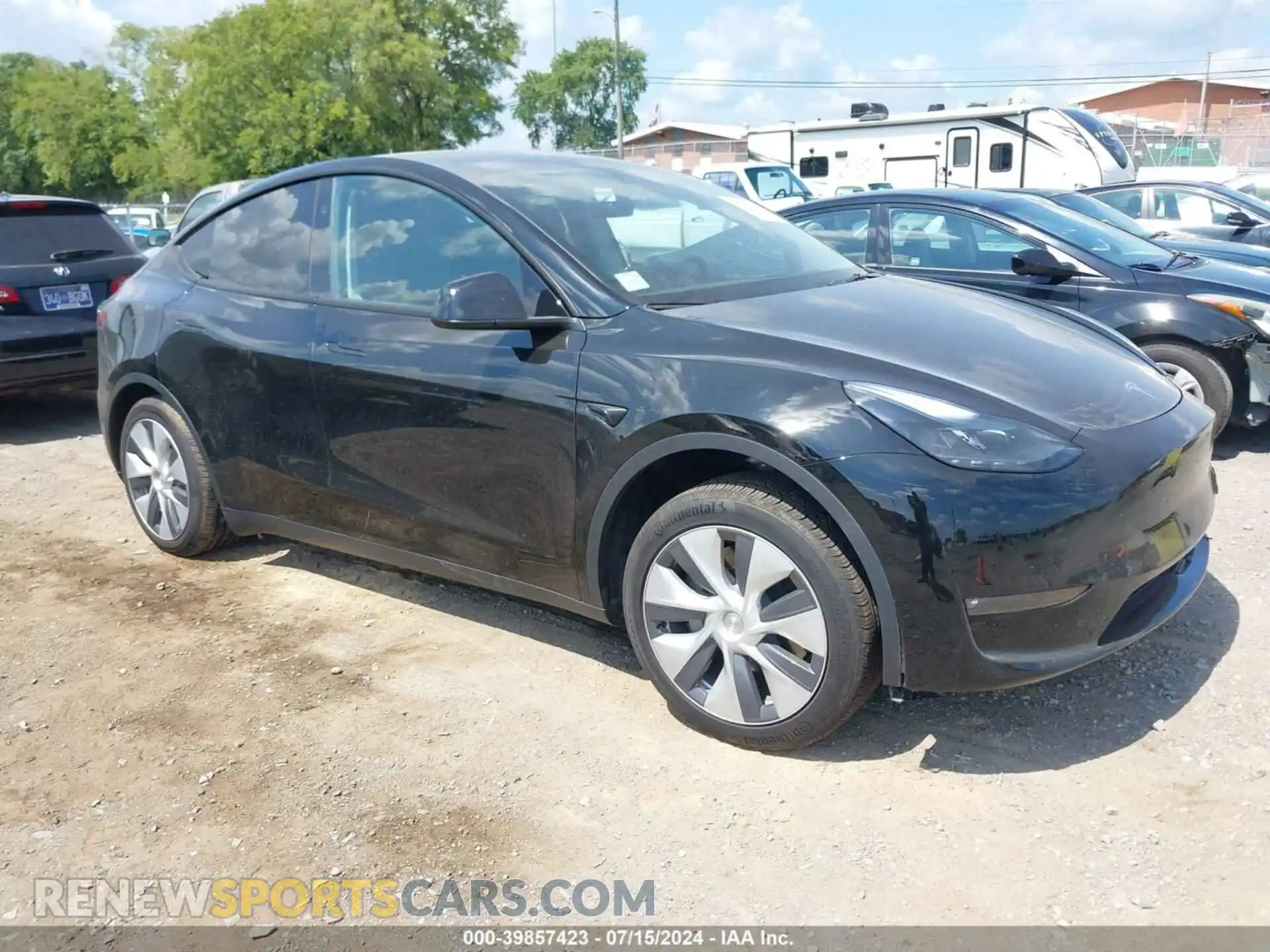 1 Photograph of a damaged car 7SAYGDED8PF956018 TESLA MODEL Y 2023