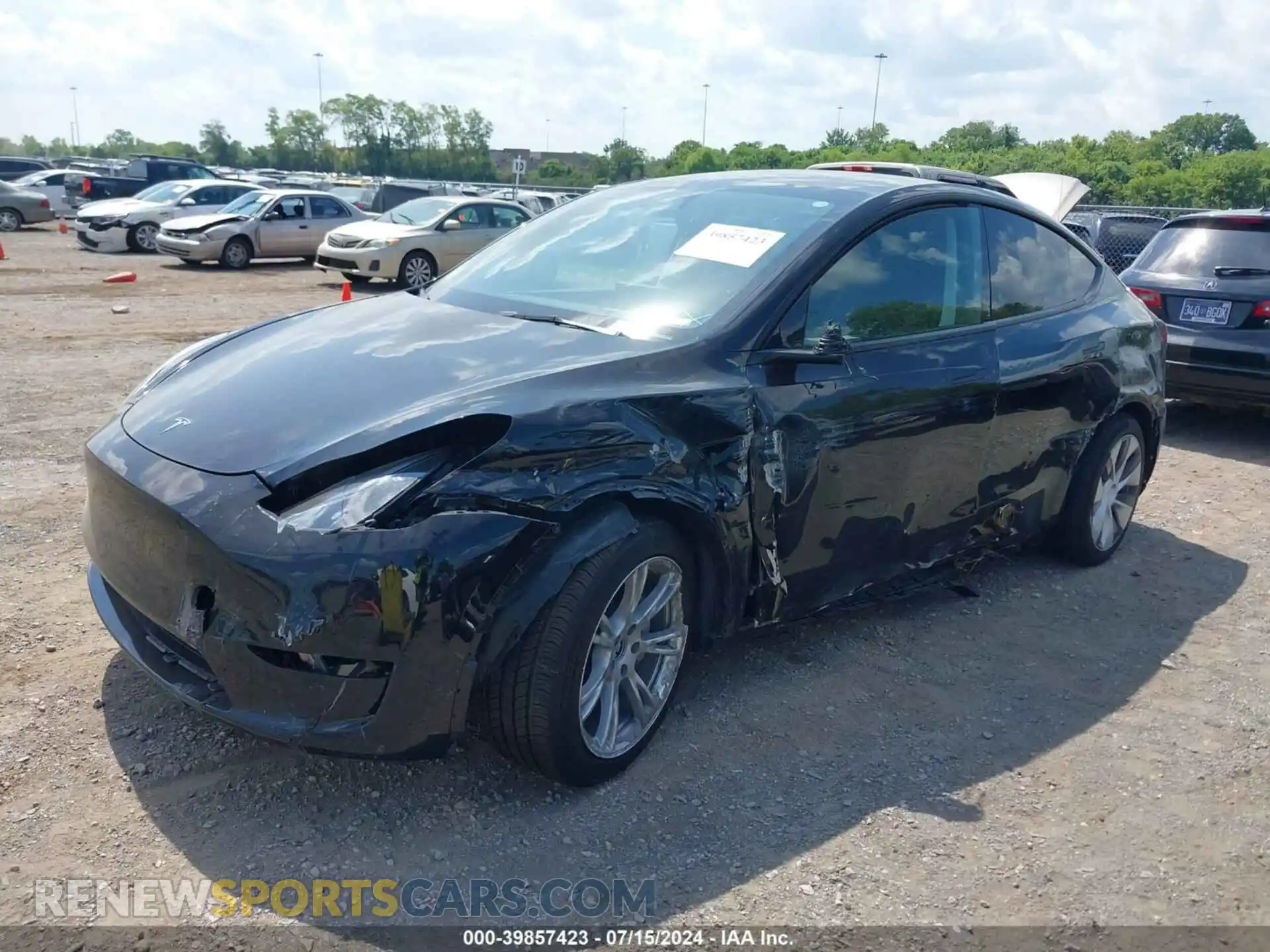 2 Photograph of a damaged car 7SAYGDED8PF956018 TESLA MODEL Y 2023
