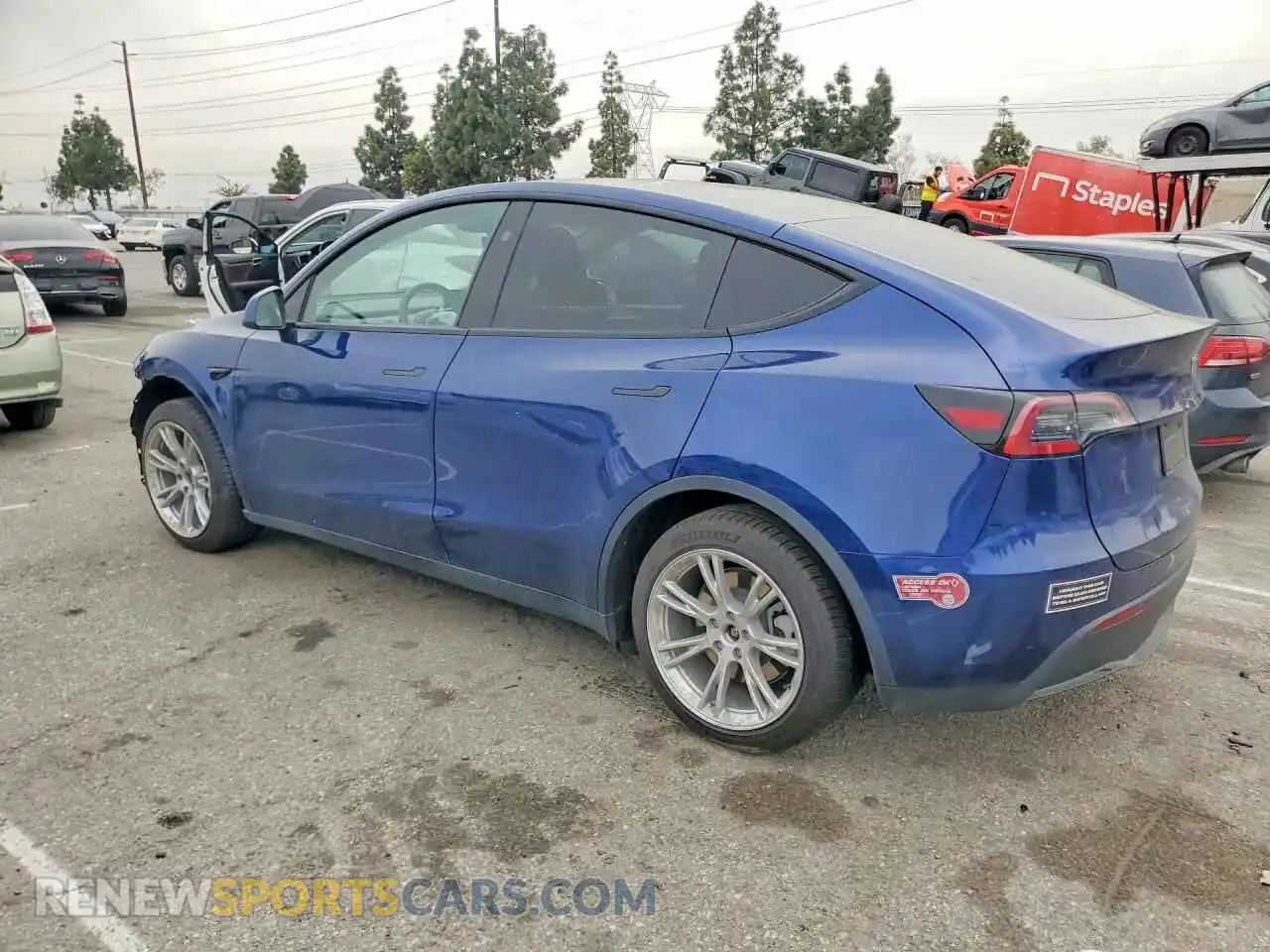 2 Photograph of a damaged car 7SAYGDED8PF957377 TESLA MODEL Y 2023
