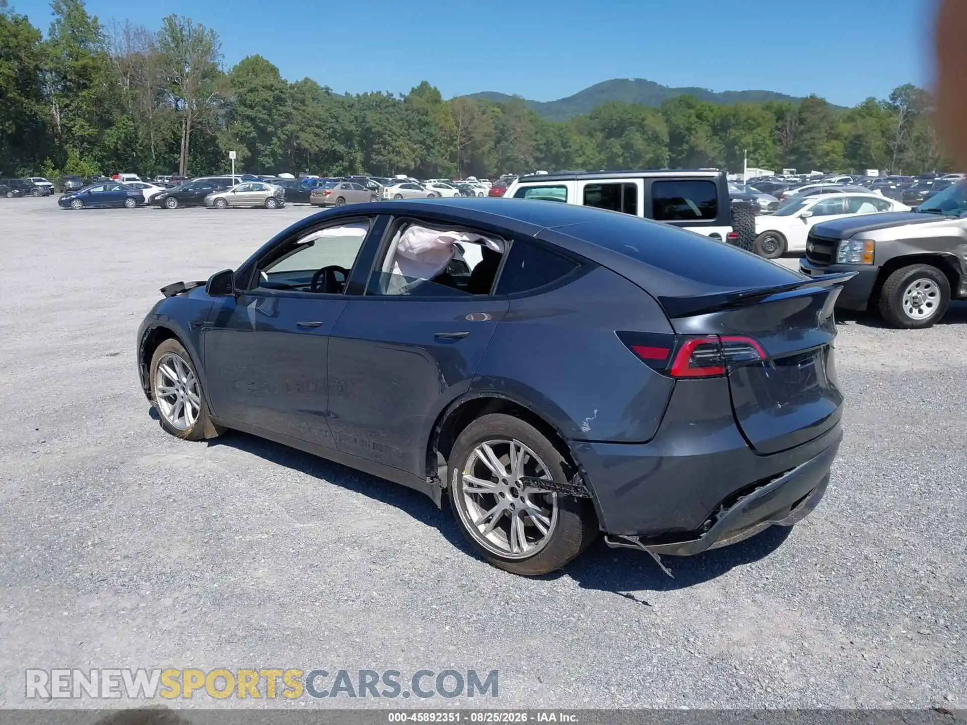 3 Photograph of a damaged car 7SAYGDEE0PA054467 TESLA MODEL Y 2023